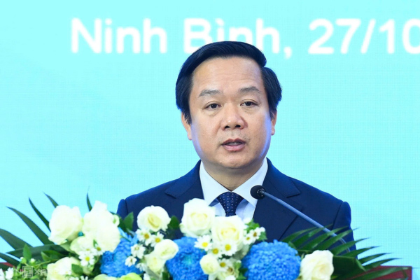 Chủ tịch UBND tỉnh Ninh Bình phát biểu chào mừng